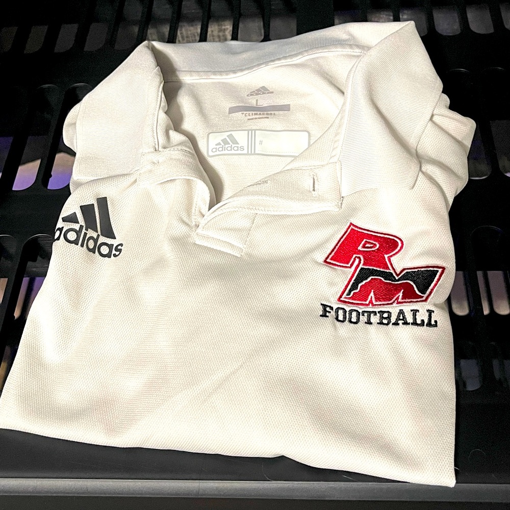 16 shirt bundle, vintage finds!